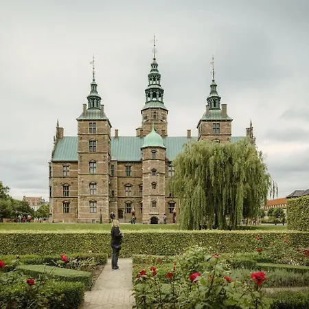 Apartment 3 Bedroom In Lovely Area Copenhagen