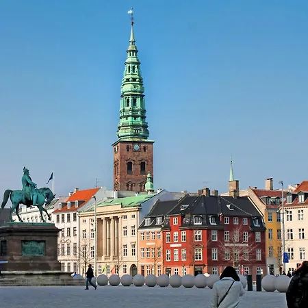 3 Bedroom In Lovely Area Copenhagen