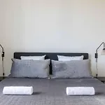 3 Bedroom In Lovely Area